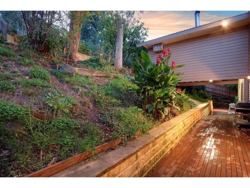 15 Koonawarra Way, Diamond Creek VIC 3089