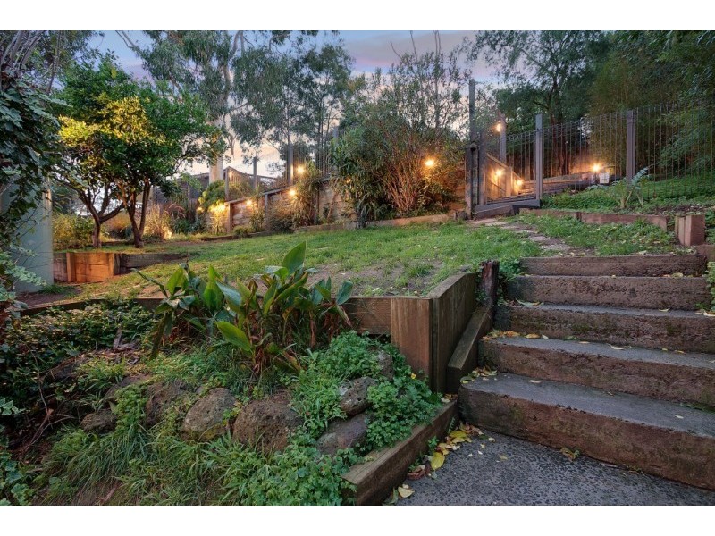 15 Koonawarra Way, Diamond Creek VIC 3089