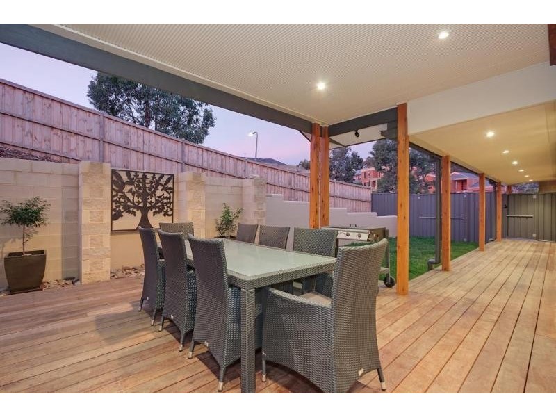 37 Brownlow Drive, Diamond Creek VIC 3089