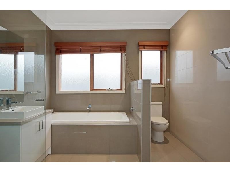 37 Brownlow Drive, Diamond Creek VIC 3089