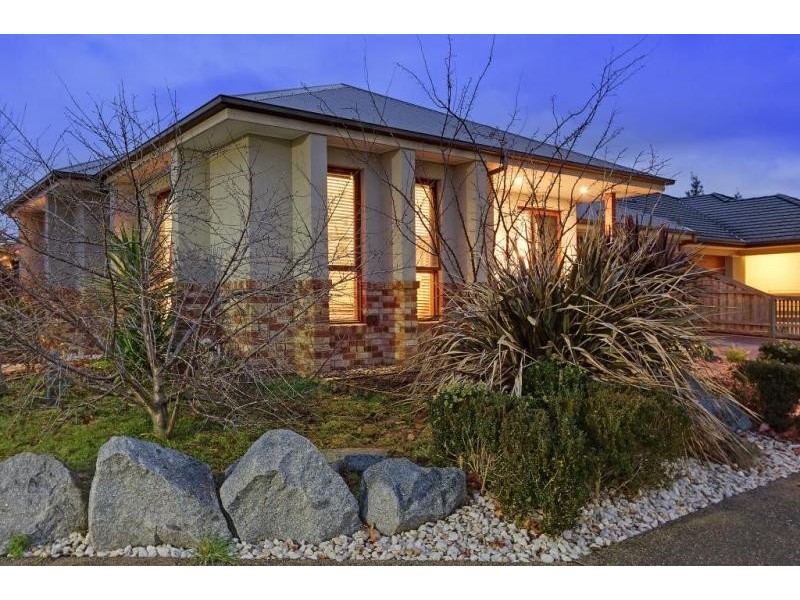 13 Bursaria Way, Doreen VIC 3754