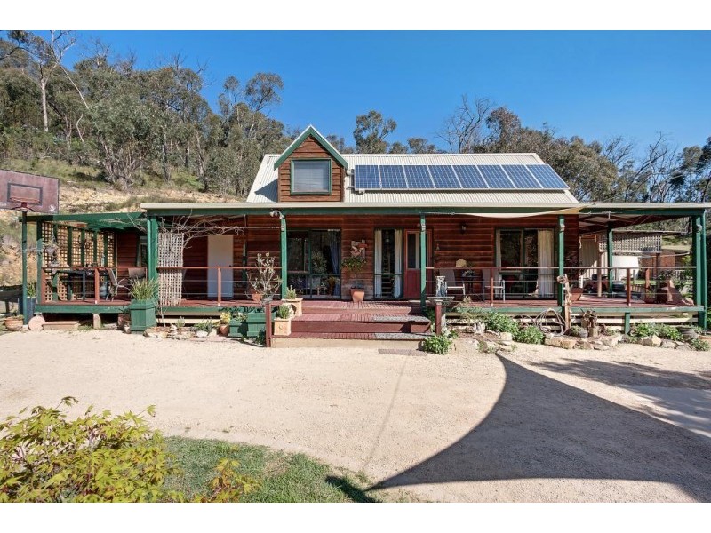 14 Long Gully Road, Hazeldene VIC 3658