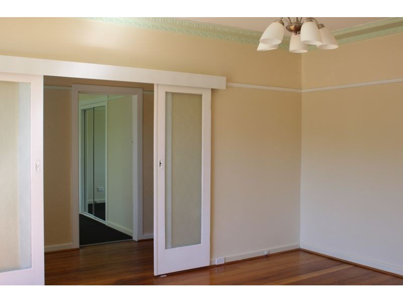 21 Manton Street, Heidelberg VIC 3084