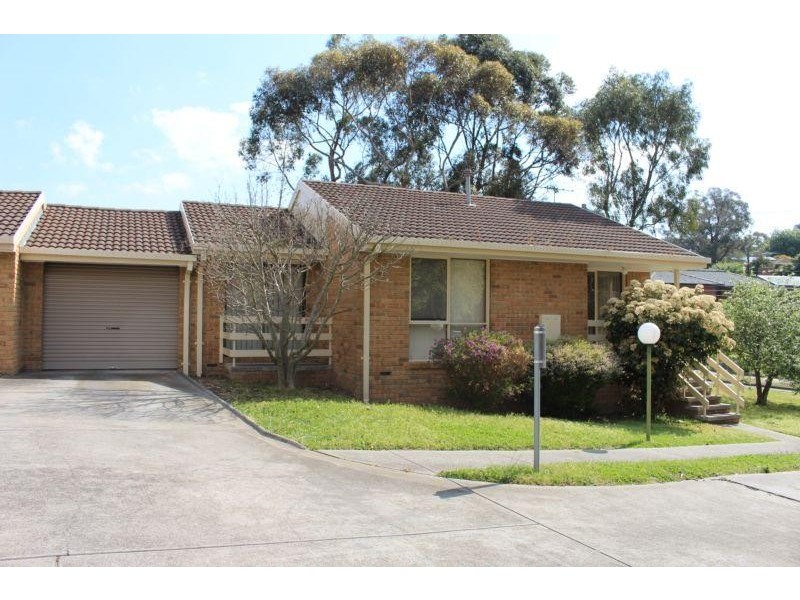 1/38 Kempston Street, Greensborough VIC 3088