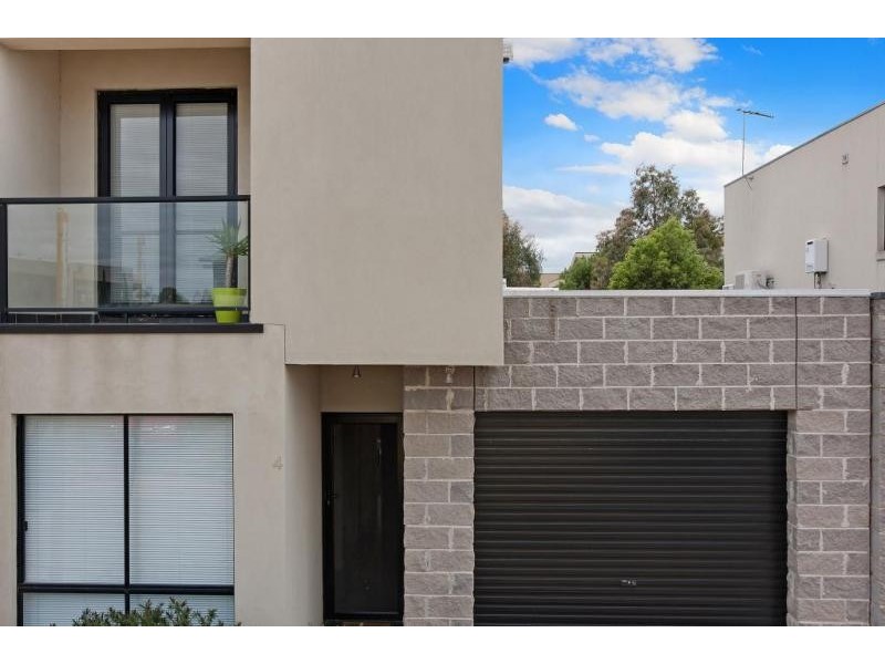4 Ruby Lane, Greensborough VIC 3088