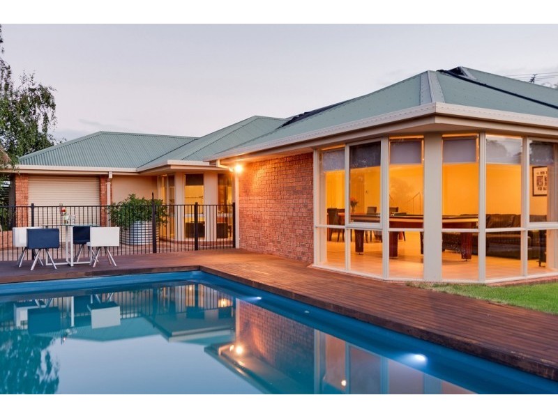 47 Brookwood Ave, Doreen VIC 3754