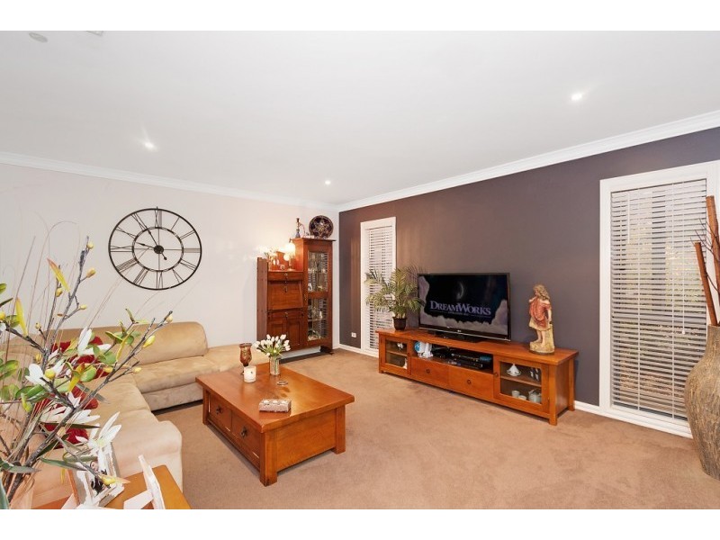 22 Glass Cres, Doreen VIC 3754