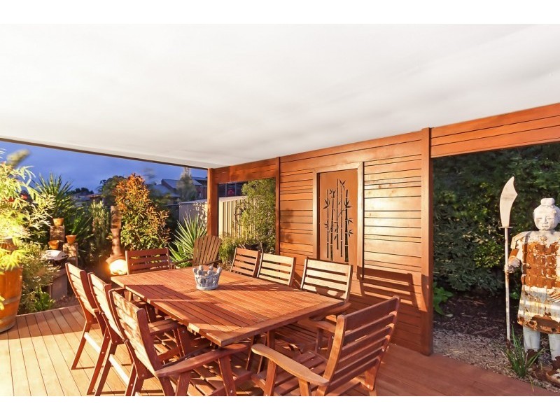 22 Glass Cres, Doreen VIC 3754