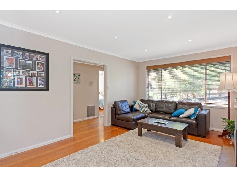 46 Phipps Cres, Diamond Creek VIC 3089