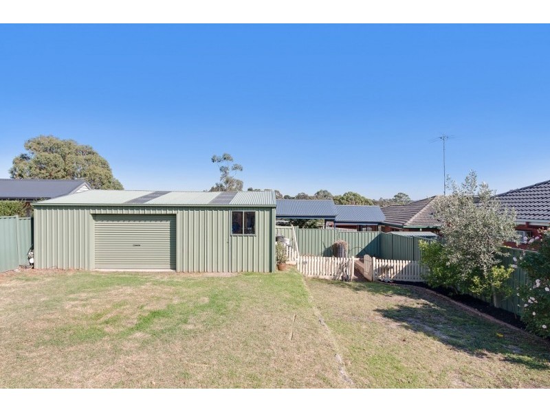 46 Phipps Cres, Diamond Creek VIC 3089