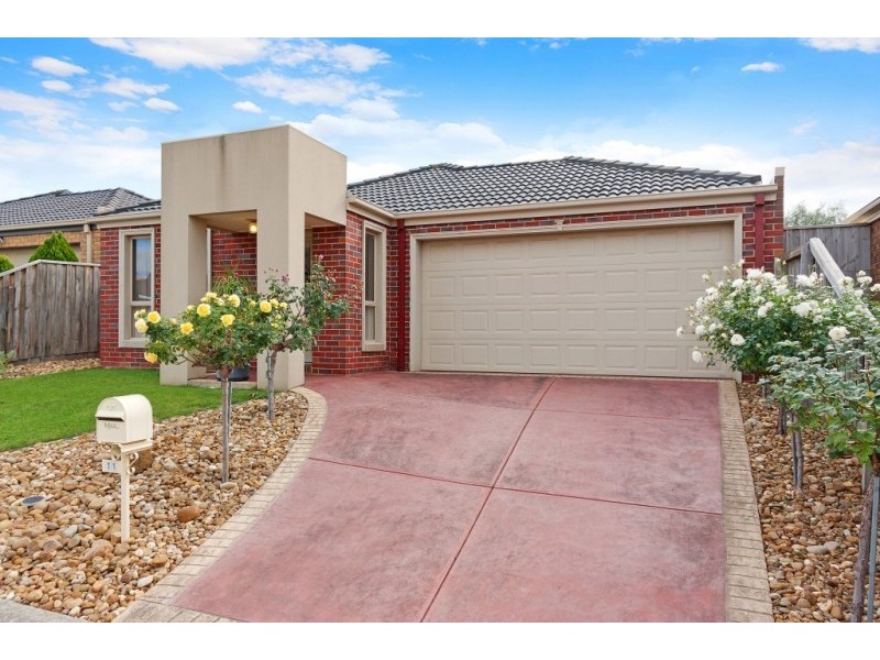 11 Groundsberry Street, South Morang VIC 3752