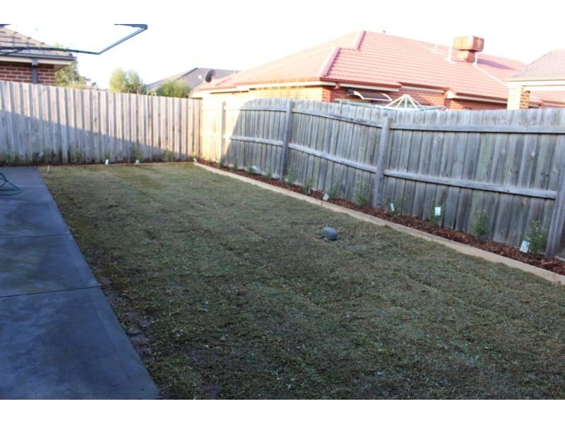 8 Ellendale Way, South Morang VIC 3752