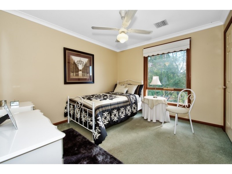 8 Yellow Gum Rise, Greensborough VIC 3088