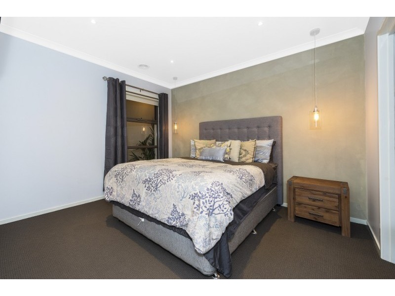 17 Twist Walk, Doreen VIC 3754