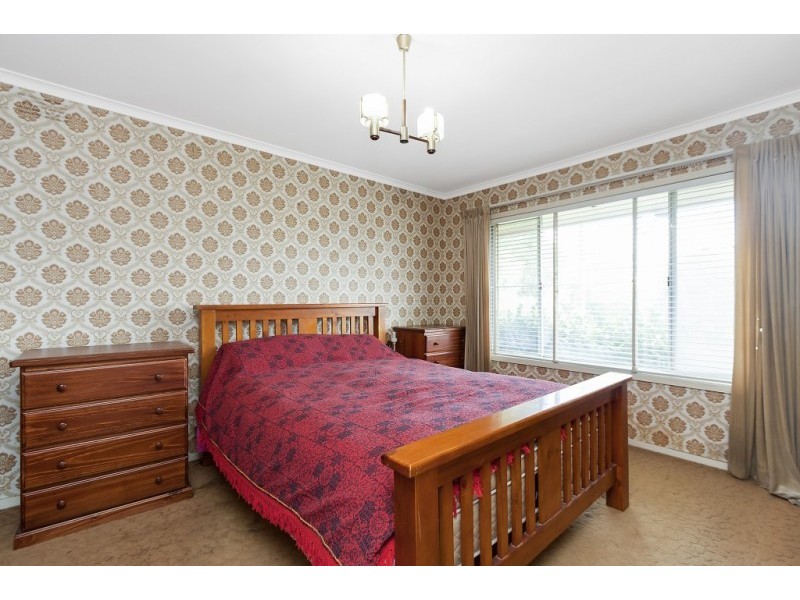 23 Koolkuna Ave, Doncaster VIC 3108