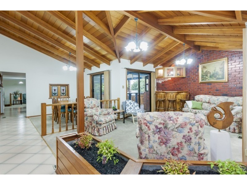 29 Stonnington Drive, Watsonia North VIC 3087