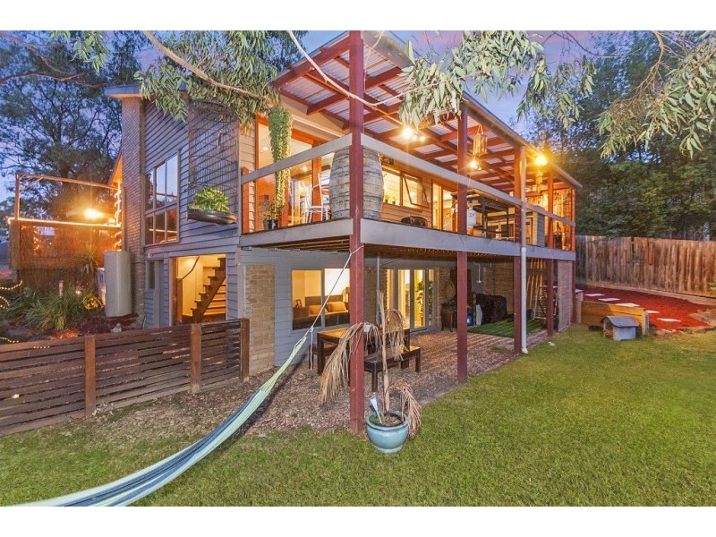 38 Meander Road, Hurstbridge VIC 3099