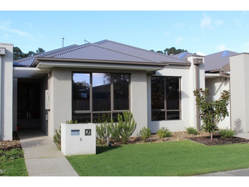 5 Twist Walk, Doreen VIC 3754
