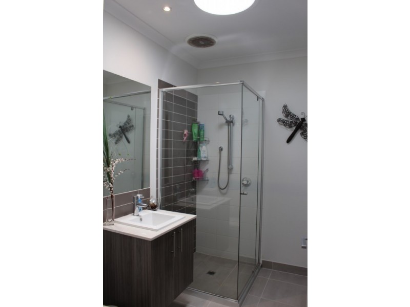 5 Twist Walk, Doreen VIC 3754