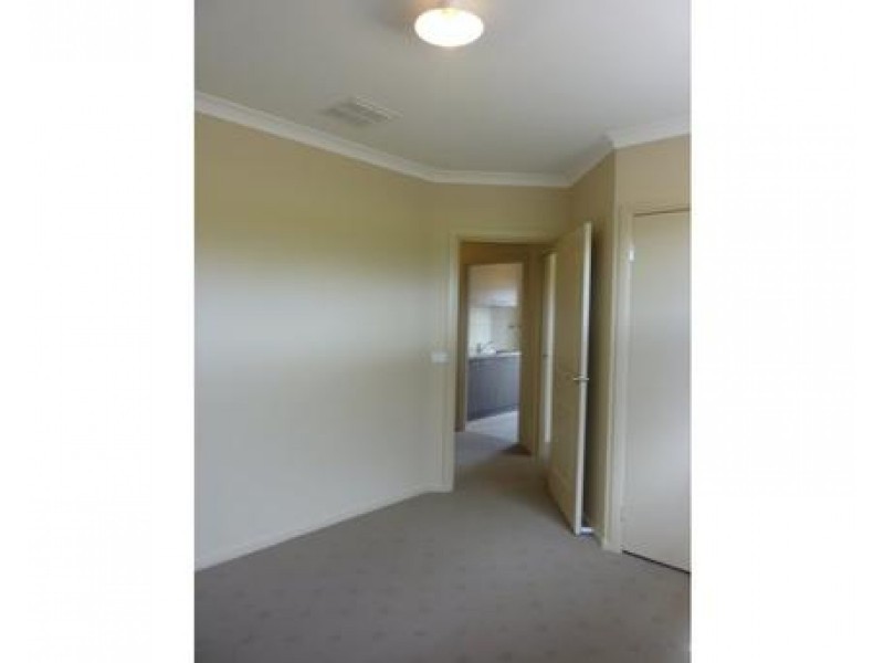 8 Croft Street, Mernda VIC 3754