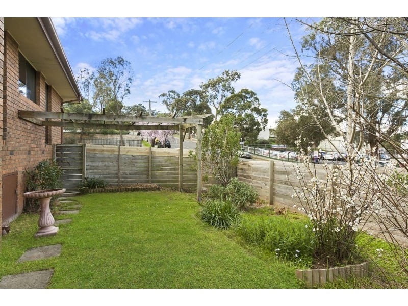 1/90 Cowin Street, Diamond Creek VIC 3089