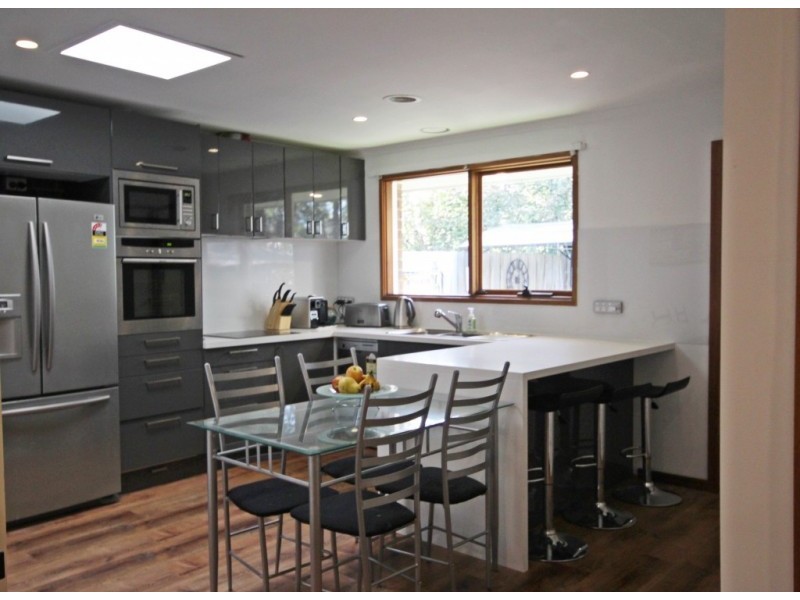 1/59 Mountain View Road, Montmorency VIC 3094