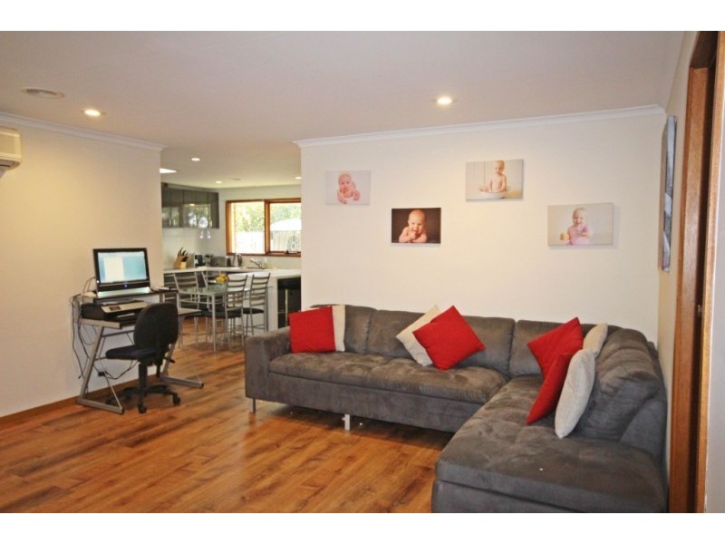 1/59 Mountain View Road, Montmorency VIC 3094