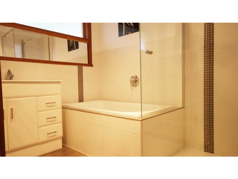 1/59 Mountain View Road, Montmorency VIC 3094