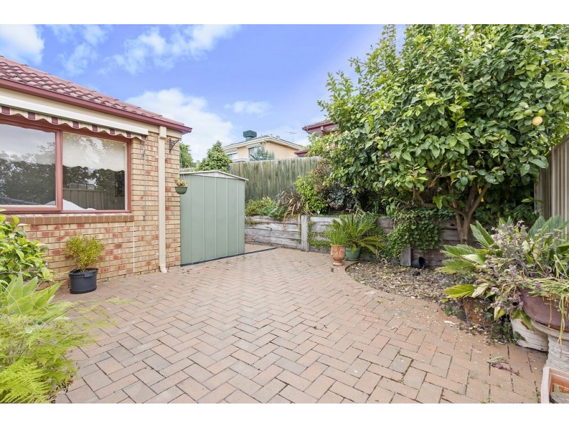 15 St James Court, Watsonia VIC 3087