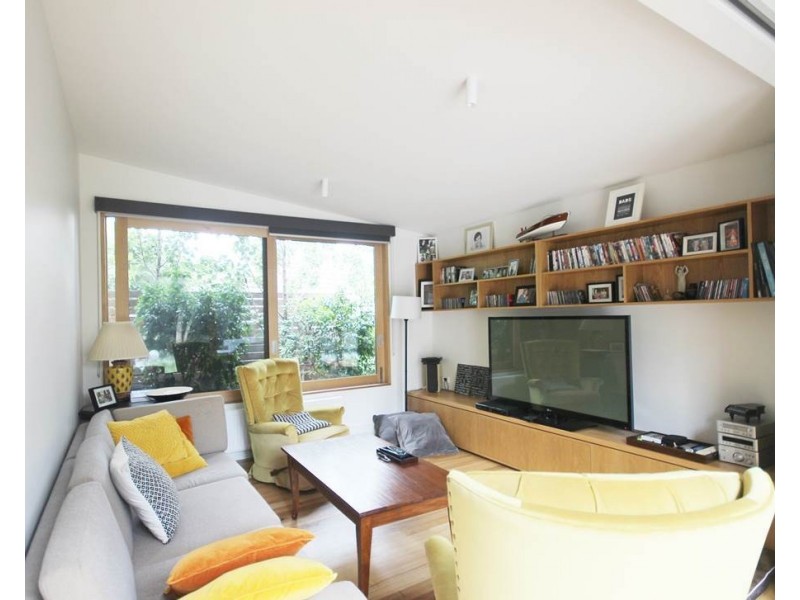 13 Cleve Grove, Heidelberg VIC 3084