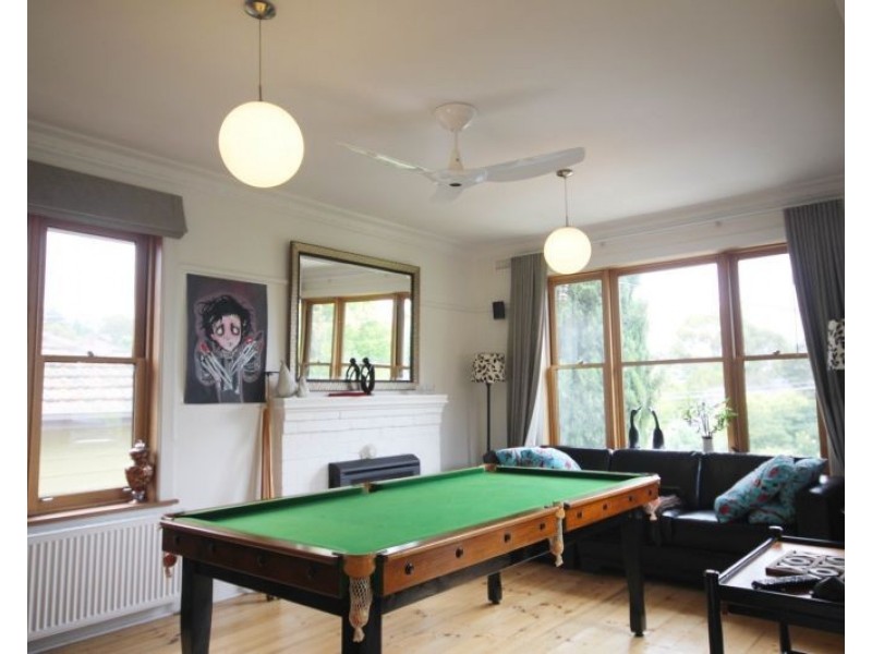 13 Cleve Grove, Heidelberg VIC 3084