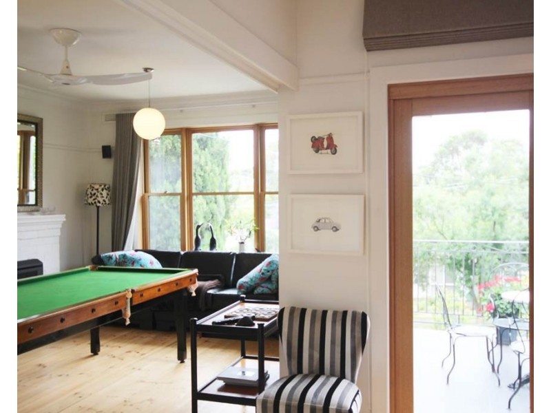 13 Cleve Grove, Heidelberg VIC 3084