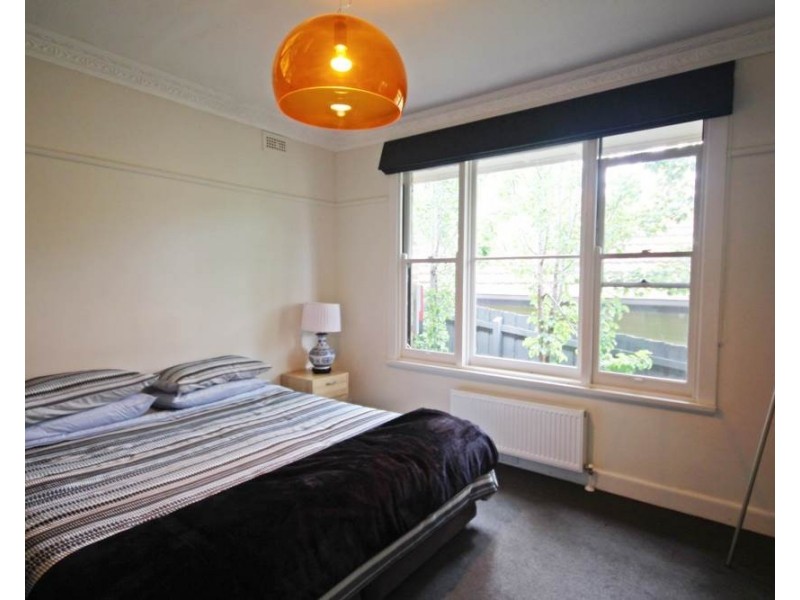 13 Cleve Grove, Heidelberg VIC 3084