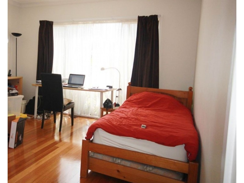 15 Curtis Avenue, Watsonia VIC 3087