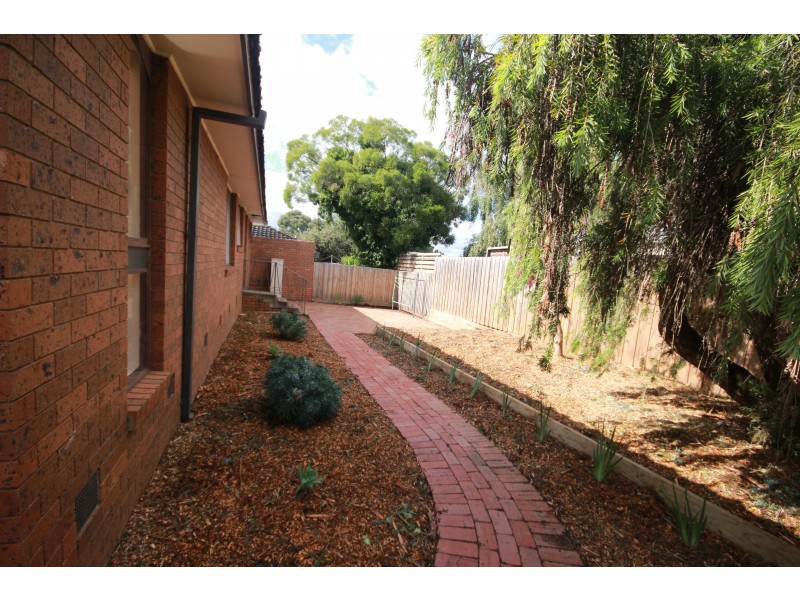 4/23 McDowell Street, Greensborough VIC 3088