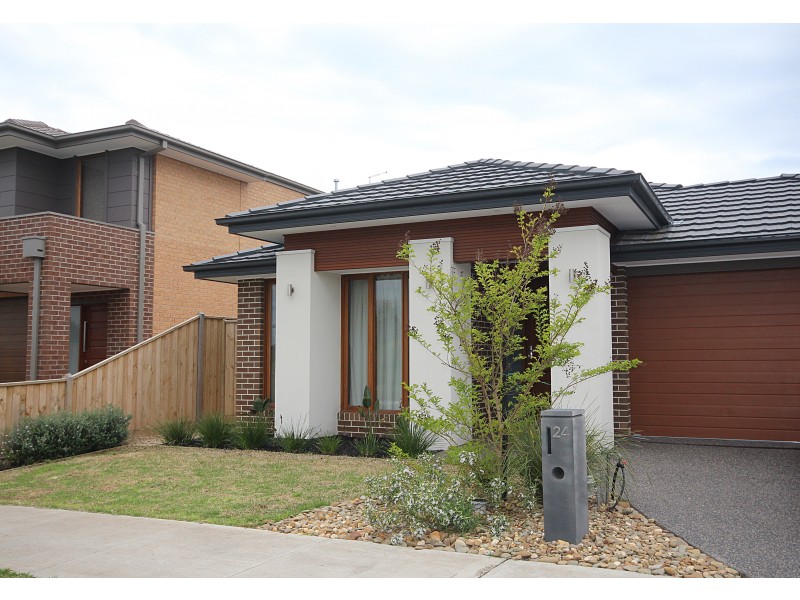 24 Ducal Pkwy, Mernda VIC 3754