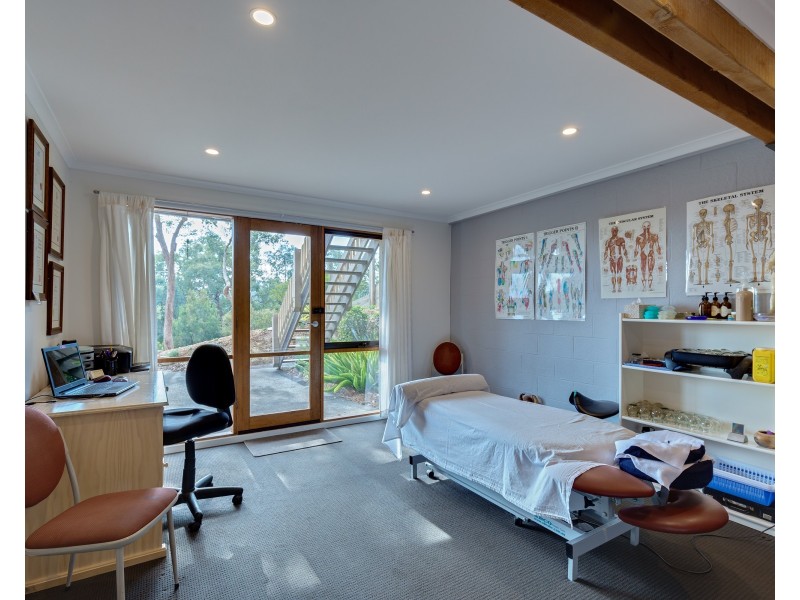 30 Mannish Road, Wattle Glen VIC 3096