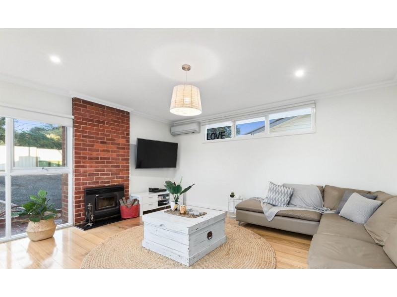 7 Looker Road, Montmorency VIC 3094