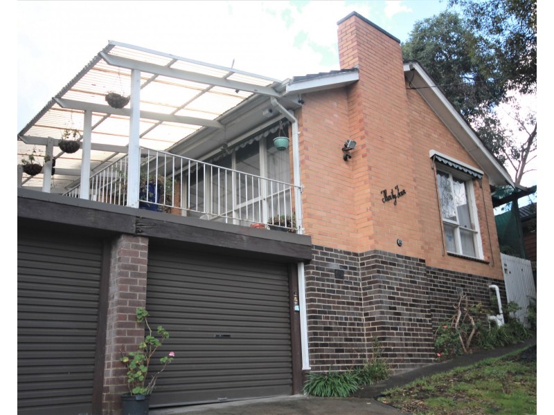 34 Main Street, Diamond Creek VIC 3089