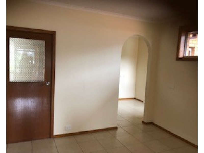 26 Cooinda Cres, Watsonia VIC 3087