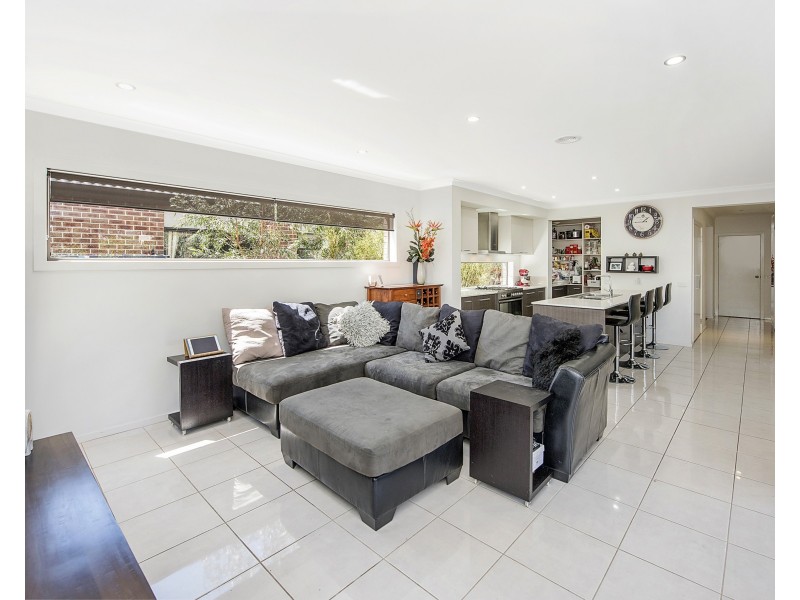 1 Ewan Ross Court, Doreen VIC 3754