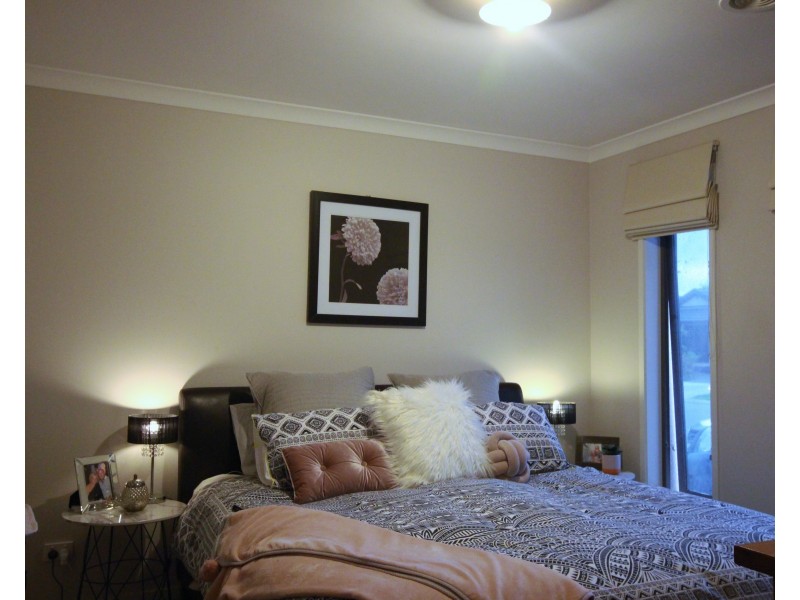 5 Breakwater Drive, Doreen VIC 3754