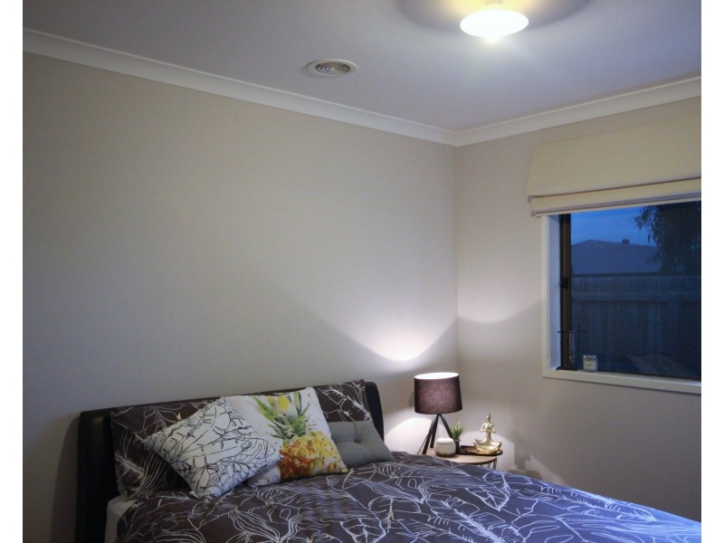 5 Breakwater Drive, Doreen VIC 3754