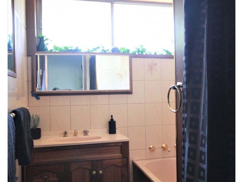 20 Longs Road, Lower Plenty VIC 3093