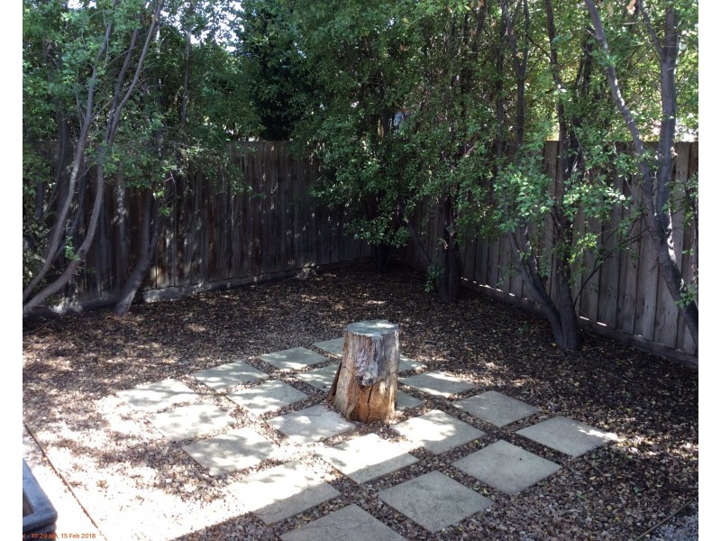 2/4 Valedero Court, Mill Park VIC 3082