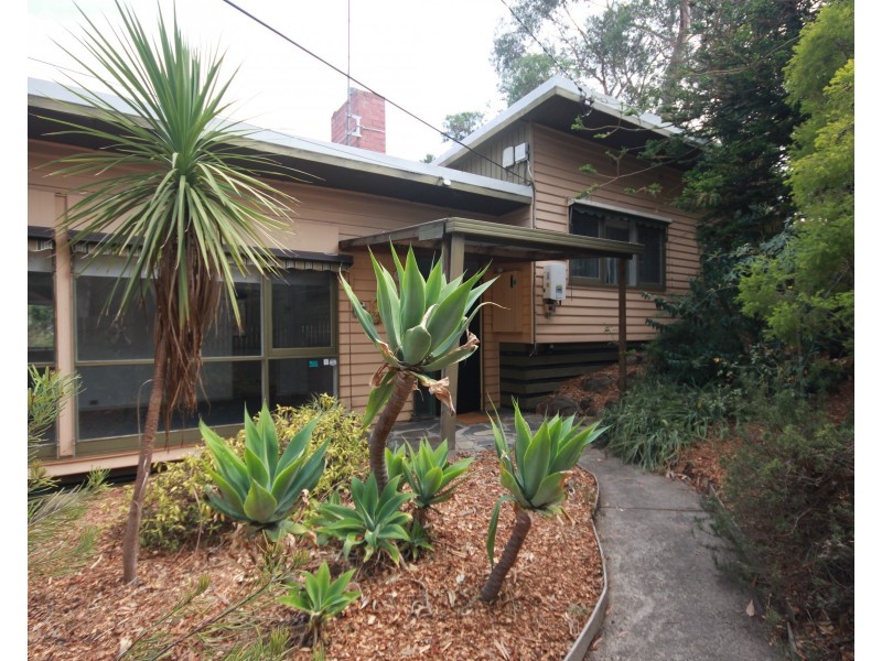 1 De Blonay Cres, Greensborough VIC 3088