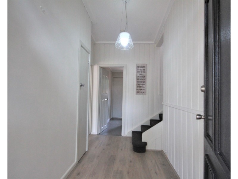 1 De Blonay Cres, Greensborough VIC 3088