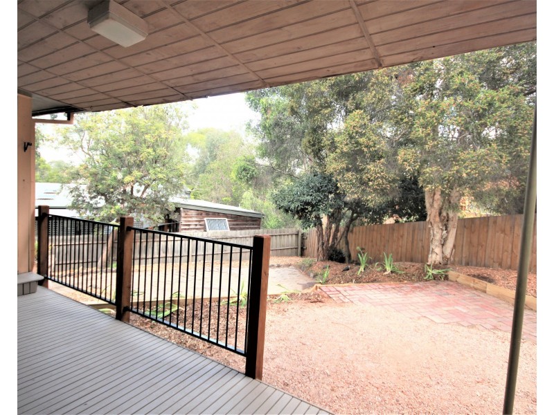 1 De Blonay Cres, Greensborough VIC 3088