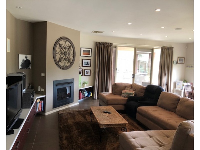 23 LUSCOMBE DRIVE, Diamond Creek VIC 3089