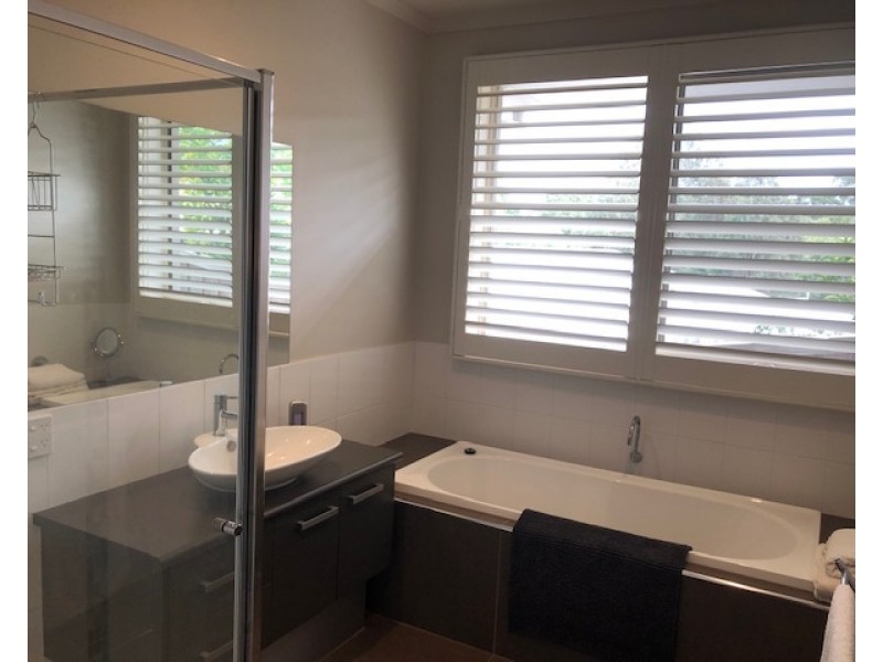 23 LUSCOMBE DRIVE, Diamond Creek VIC 3089